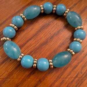 Elegant Blue Beaded Bracelet